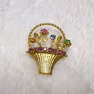 Vintage 60's Elegant Goldtone Floral Basket Brooche with Rhinestone Accents